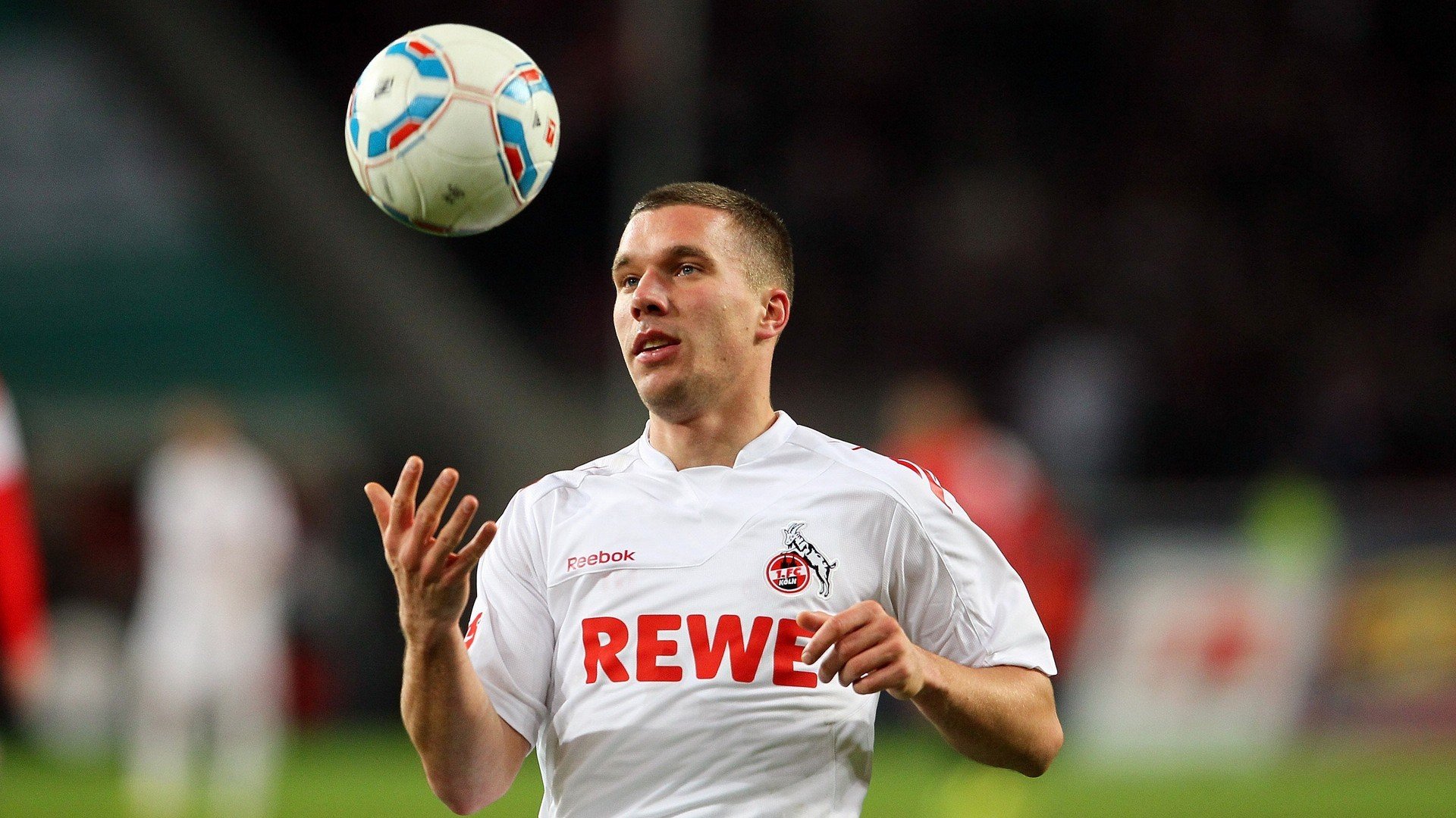 “诺克·达维德·彼得森强势表现，助南非队捍卫荣誉”