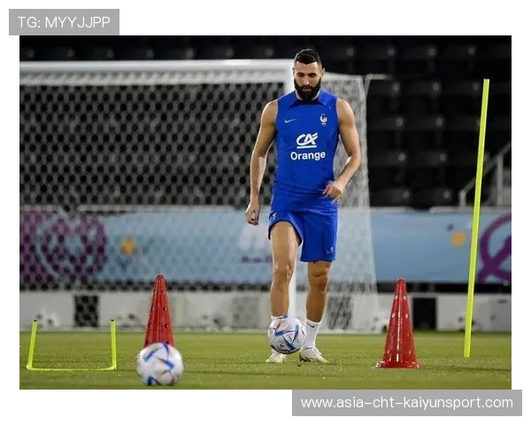 本泽马沙特新月表现抢眼,首战大胜对手